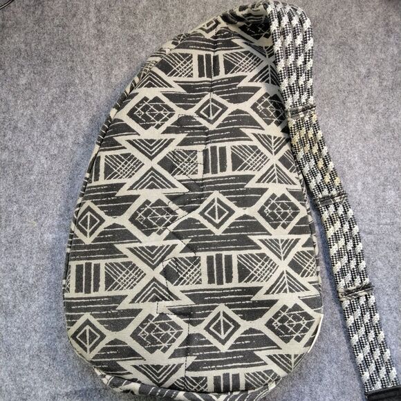 Kavu Charcoal Tribal Rope Sling Bag Crossbody Purse Backpack Black Gray  Pre Own - Picture 8 of 8